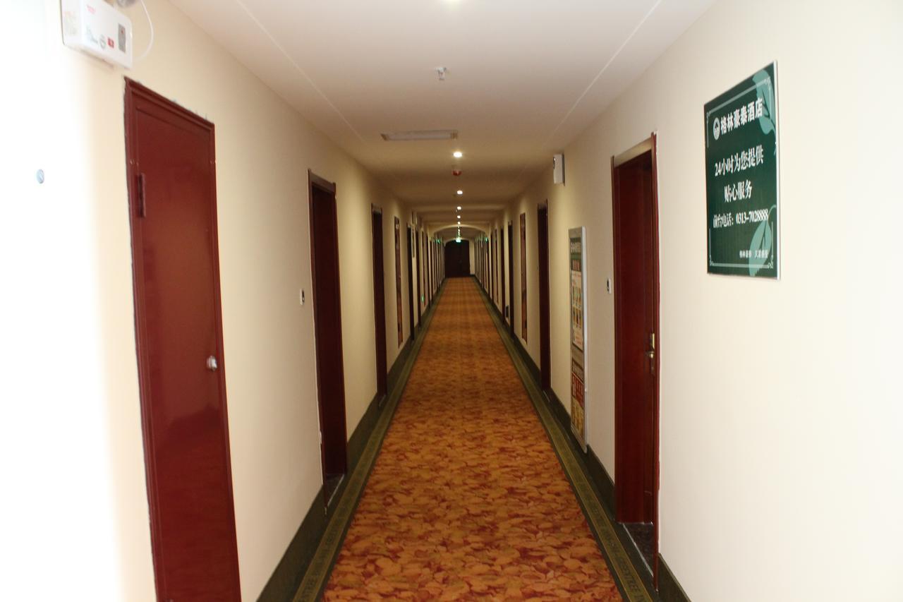 Greentree Inn Shanghai Expo Site South Yanggao Road Subway Station Express Hotel Exterior photo